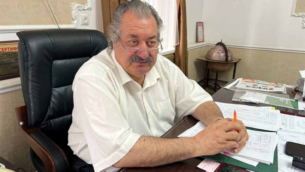 Чолоян салим бахшоевич. Чолоян салим бахшоевич. Салима чолояна. Чолоян салим бахшоевич. Салима чолояна.