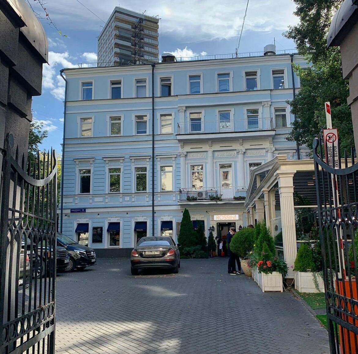 Главный дом московской усадьбы Олсуфьевых © "Покажу Москву"