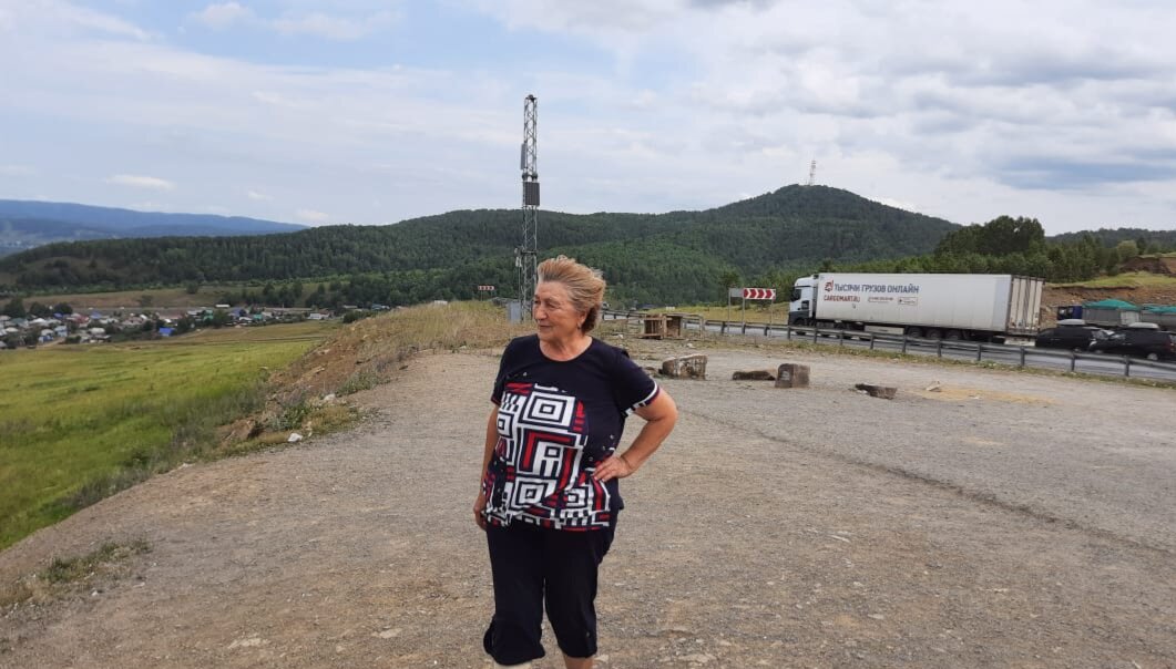 Мама наша, 77 лет не побоялась отправиться в поездку))