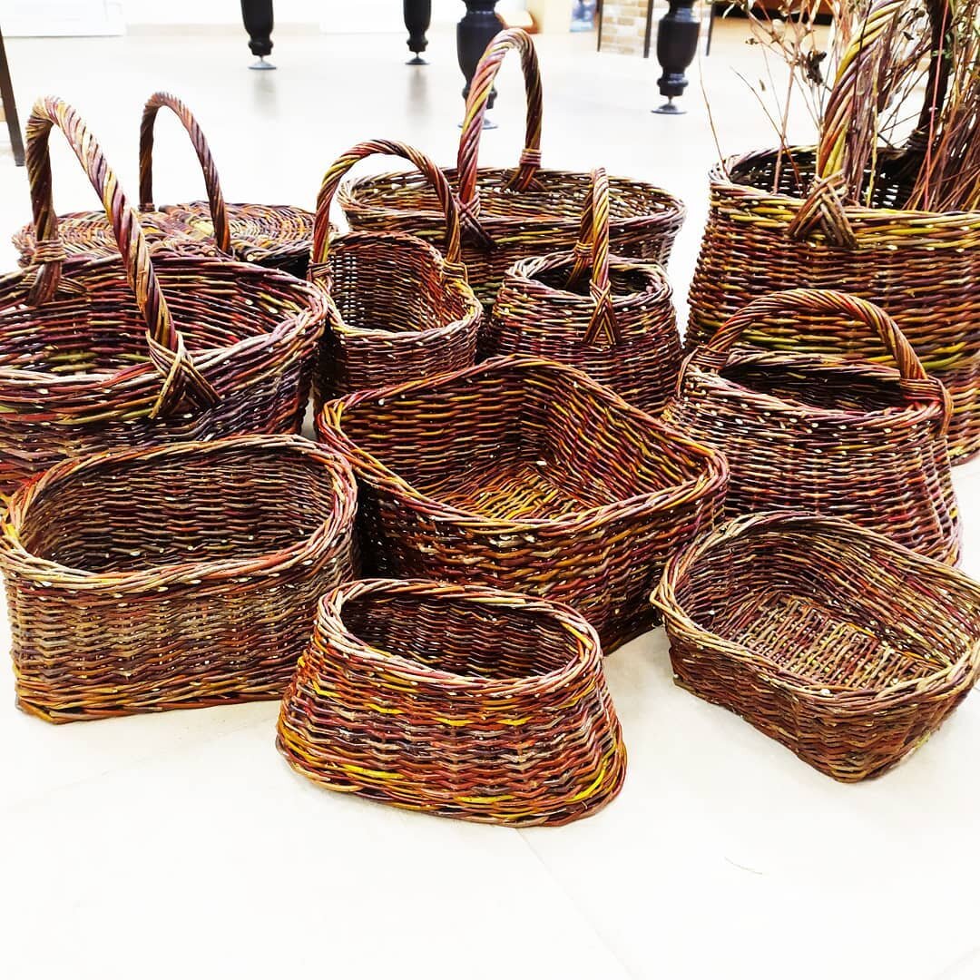 Корзины из ивовых прутьев