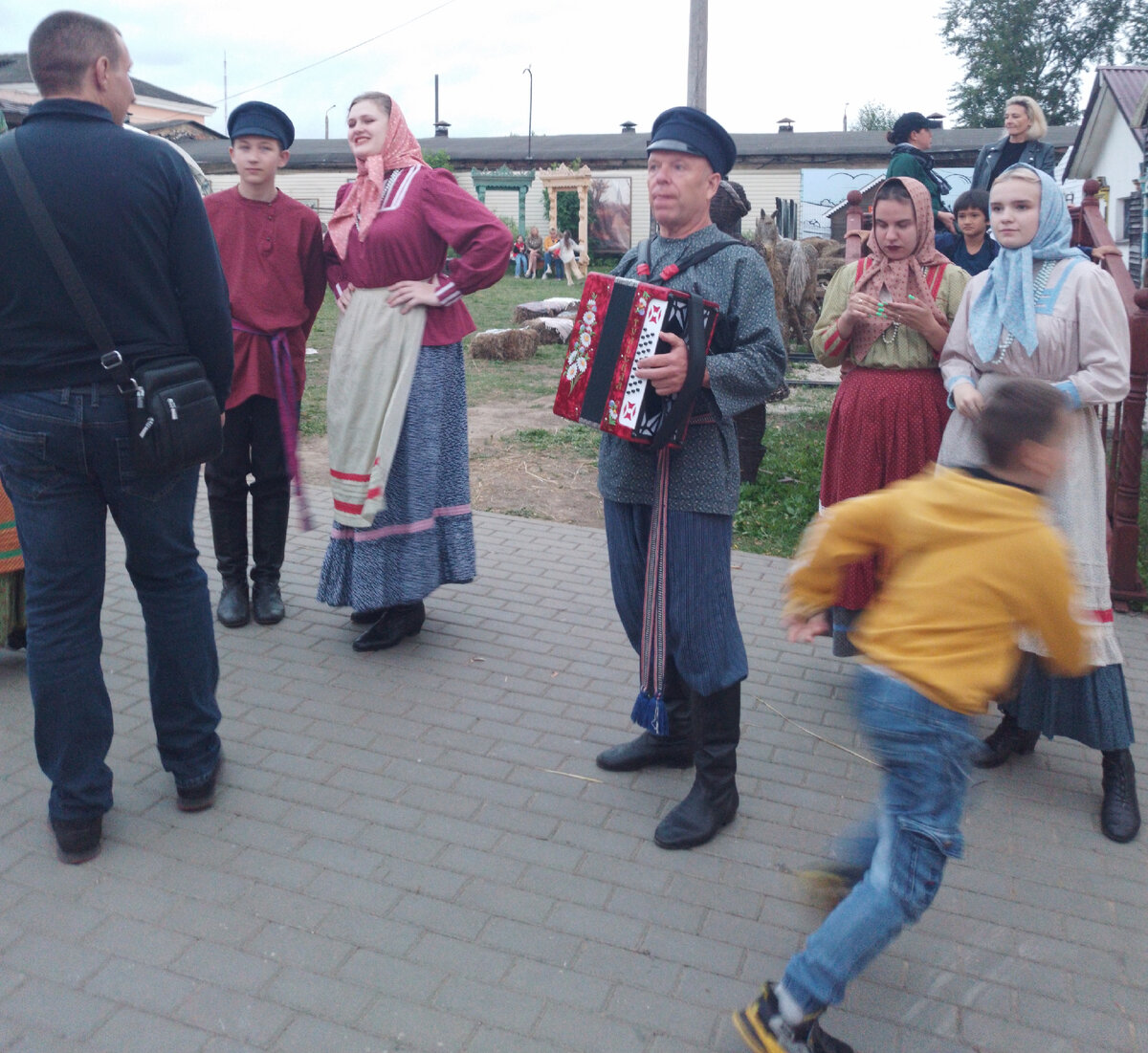 В Туле много мест, которые  можно посетить в выходные и неплохо отдохнуть.                Казанская набережная, музеи, парки...-40