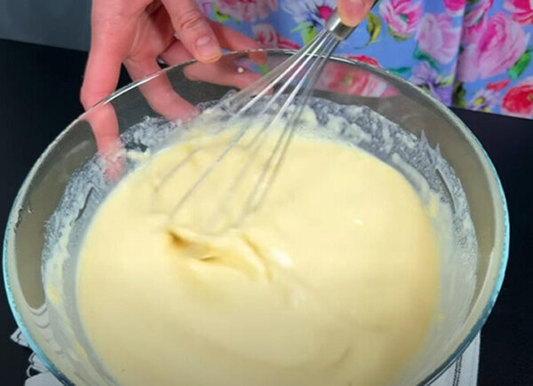 Запеканка из кабачков в духовке с сыром— идеальный рецепт для лета. Блюдо получается легким, вкусным и низкокалорийным.-6