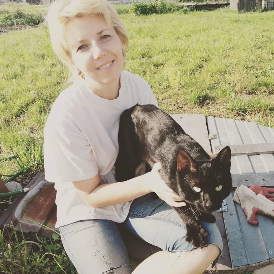 Дружок оказался ласковым котиком