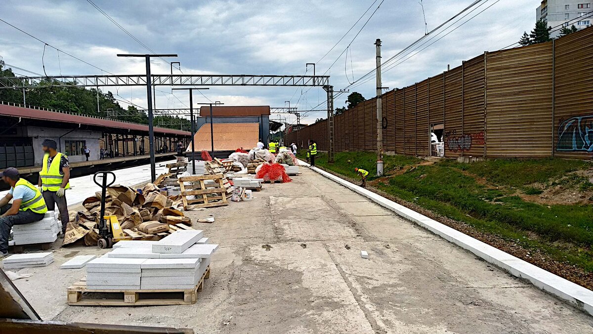 Реконструкция пл. Отдых в г. Жуковский 18 июля 2023 года, фото автора  