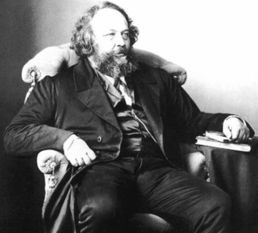 Некоторые анархисты, в частности Михаил Бакунин (1814–1876), высказывались в пользу именно такой формы негосударственного социализма.