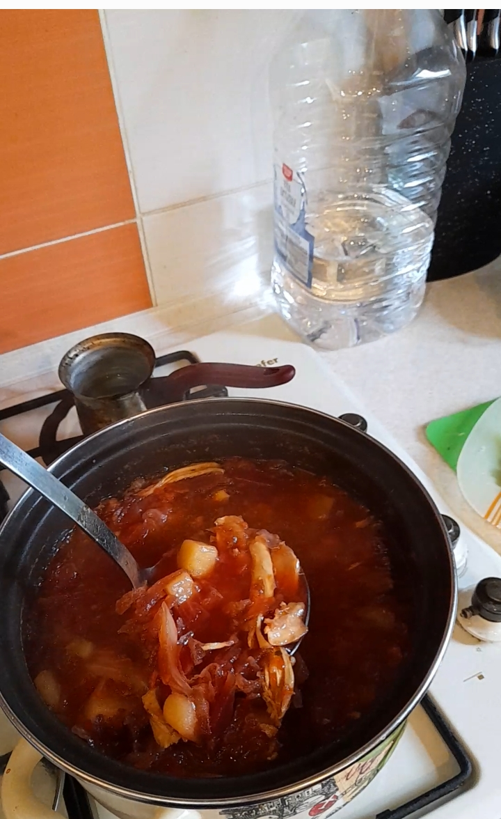 Как не любить борщ?))