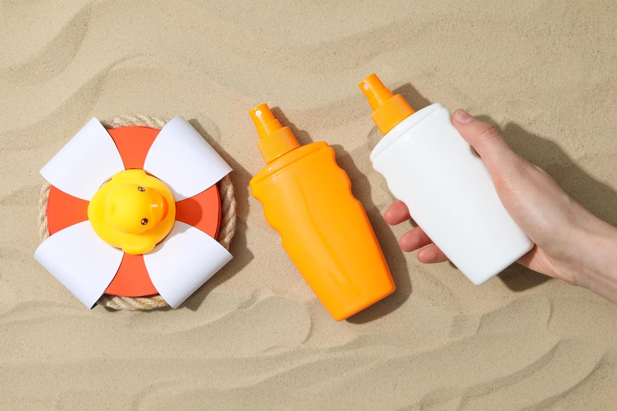Защита кожи от вредного воздействия солнечных лучей - важный аспект ухода за кожей.