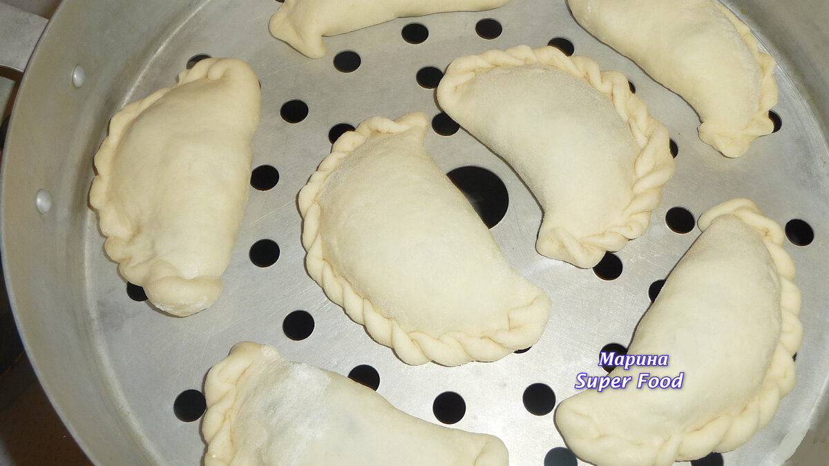 Вареники с вишней на пару: сочные, мягкие 🥟 Бабушкин рецепт | Марина Super  Food | Дзен