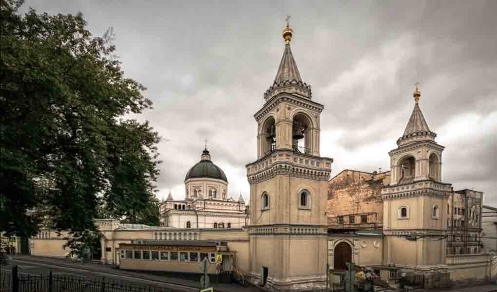 Ивановский монастырь в Москве