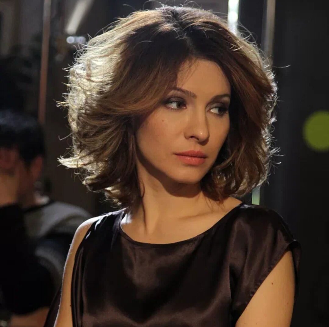 Елена из сериала кухня фото