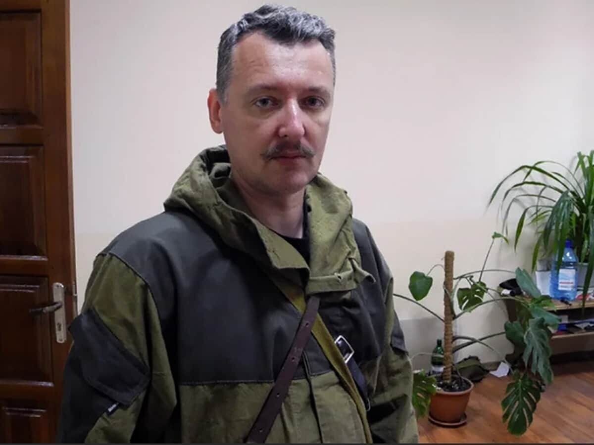Игорь Стрелков (Гиркин) на Донбассе, тогда еще молод и полон сил