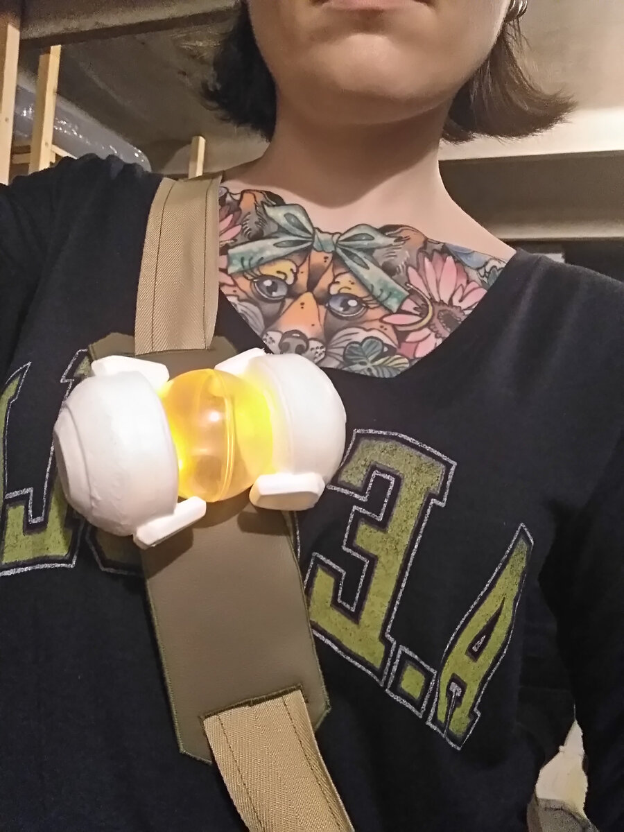 Прозрачная часть бомбочек была сделана из заготовок для елочных игрушек.