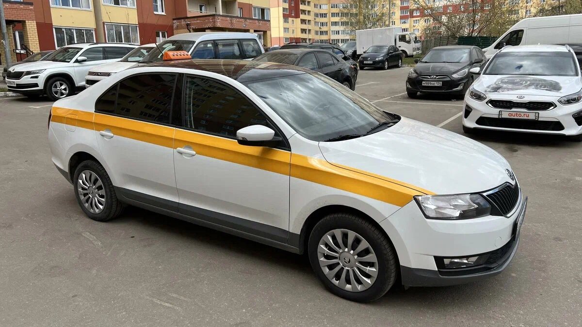 Skoda Rapid после «тёплого гаража» и смятых лонжеронов: о чём не  рассказывает продавец | Журнал Авто.ру | Дзен