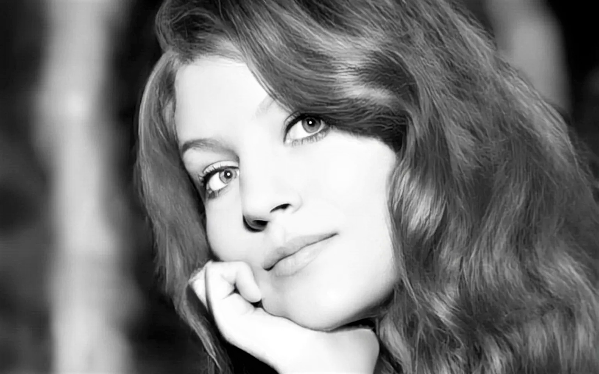 Предки Анны Герман были меннонитами. По приглашению Екатерины Великой переехали из Нидерландов в Россию.