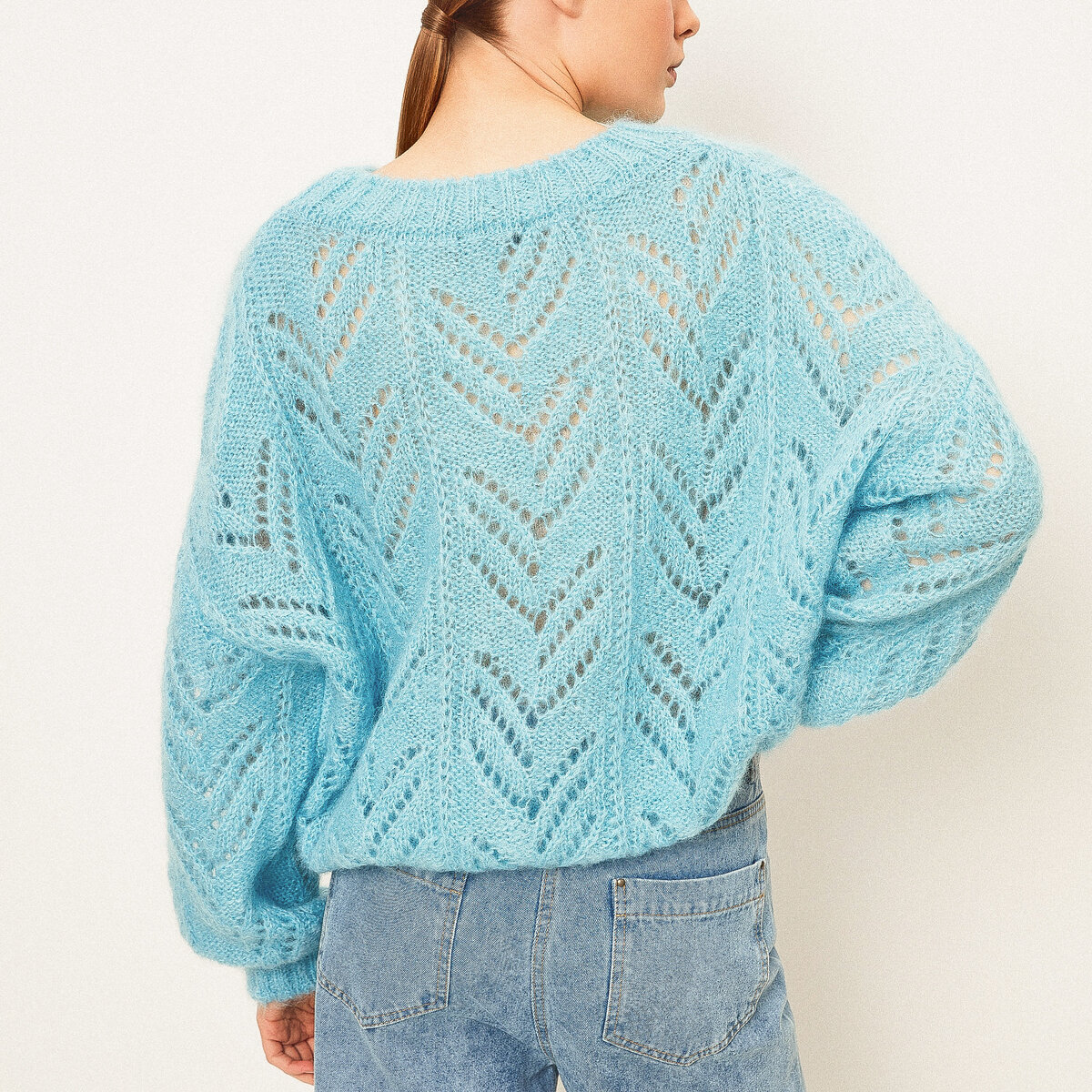 Мохеровый джемпер с ажурной текстурой
