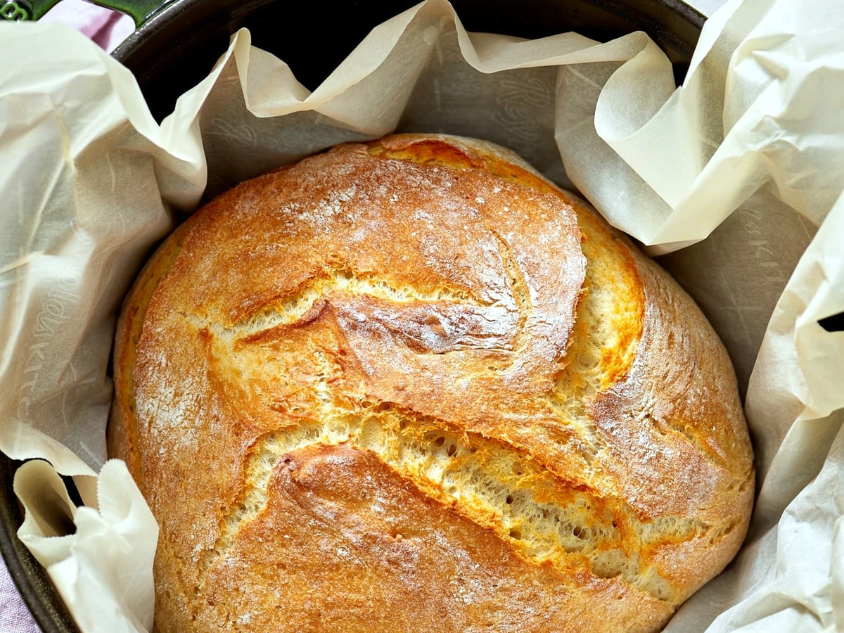 Для приготовления хлеба используют. Домашний хлеб. Свежеиспеченный хлеб. Домашний хлеб в духовке. Горячий домашний хлеб.