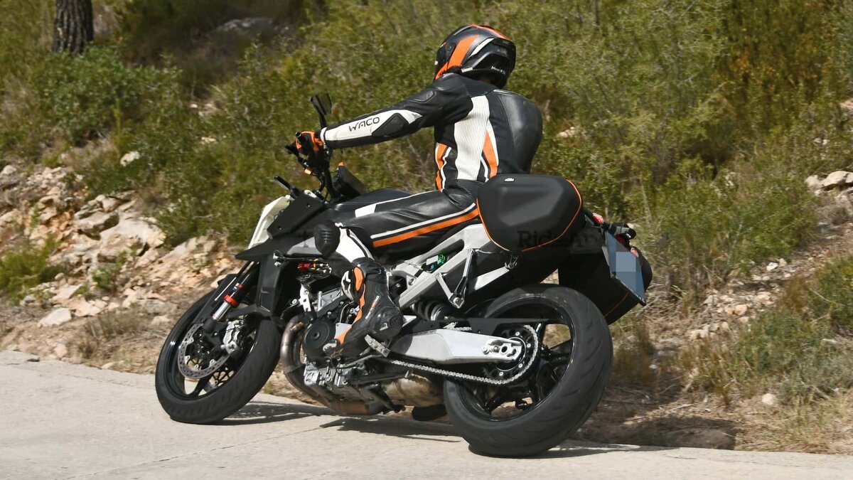 Ktm duke 990