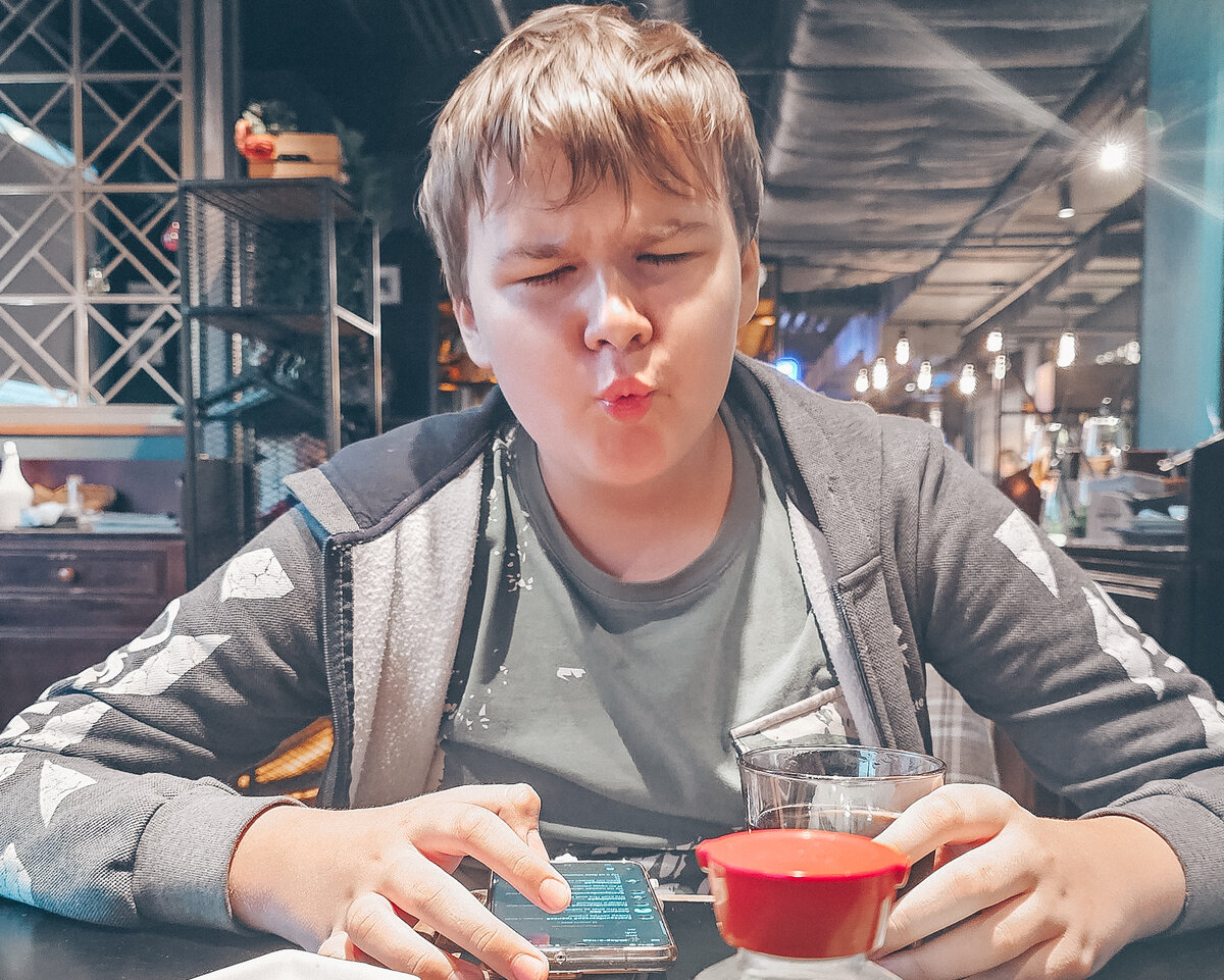 Твоё лицо, когда видишь чек из петербургского или московского ресторана... 