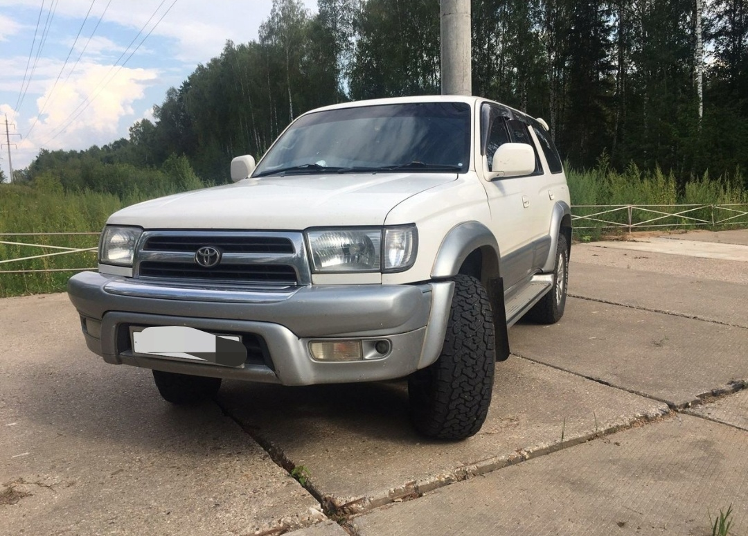 Добрый день! 👋  Я посмотрел на цены Lada Niva Travel и понял одну вещь: внедорожник не нужно покупать. Он стоит 1 100 000 рублей!-2