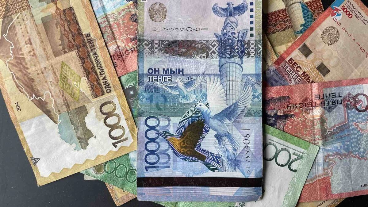    Фото: Bizmedia.kz Август Макаров