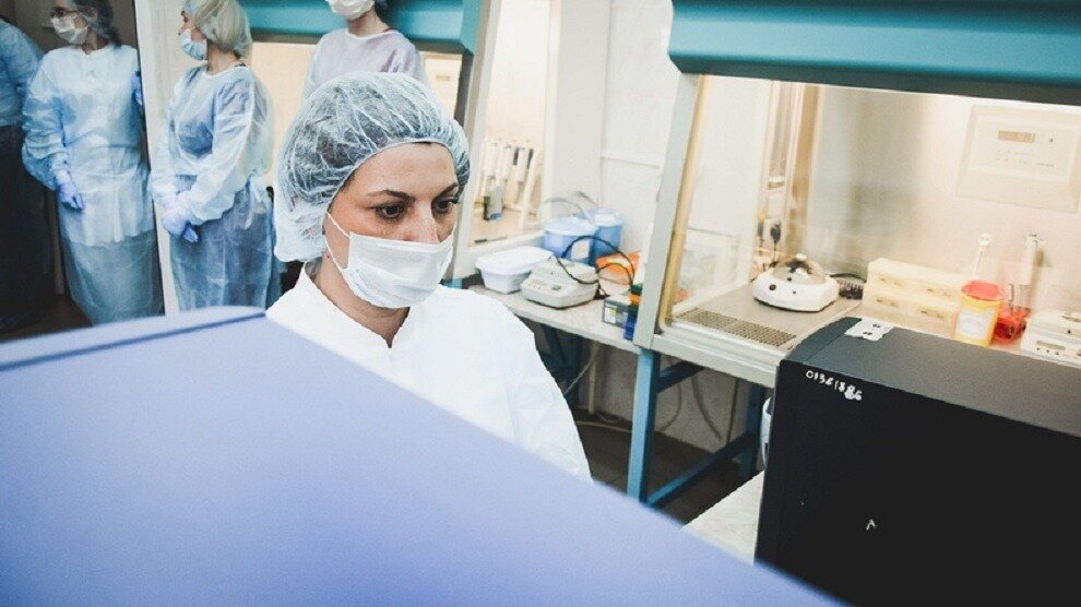     В соцсетях появляется все больше сообщений о «волшебном» препарате, но данных о том, что АСД излечивает людей, нет. Это ветеринарный препарат, который продается в ветеринарных аптеках, его не скрывают.