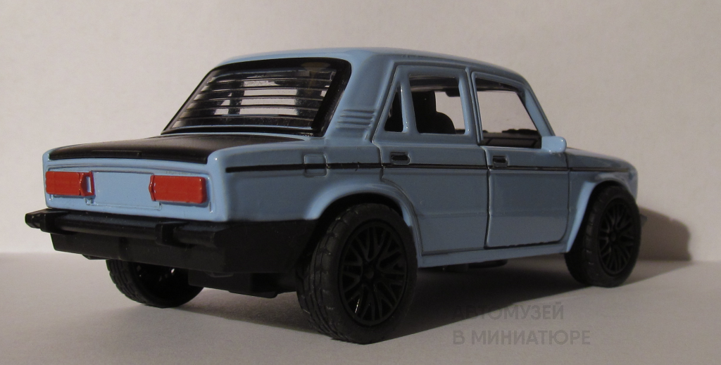 Машинка, похожая на ВАЗ из коллекции автора