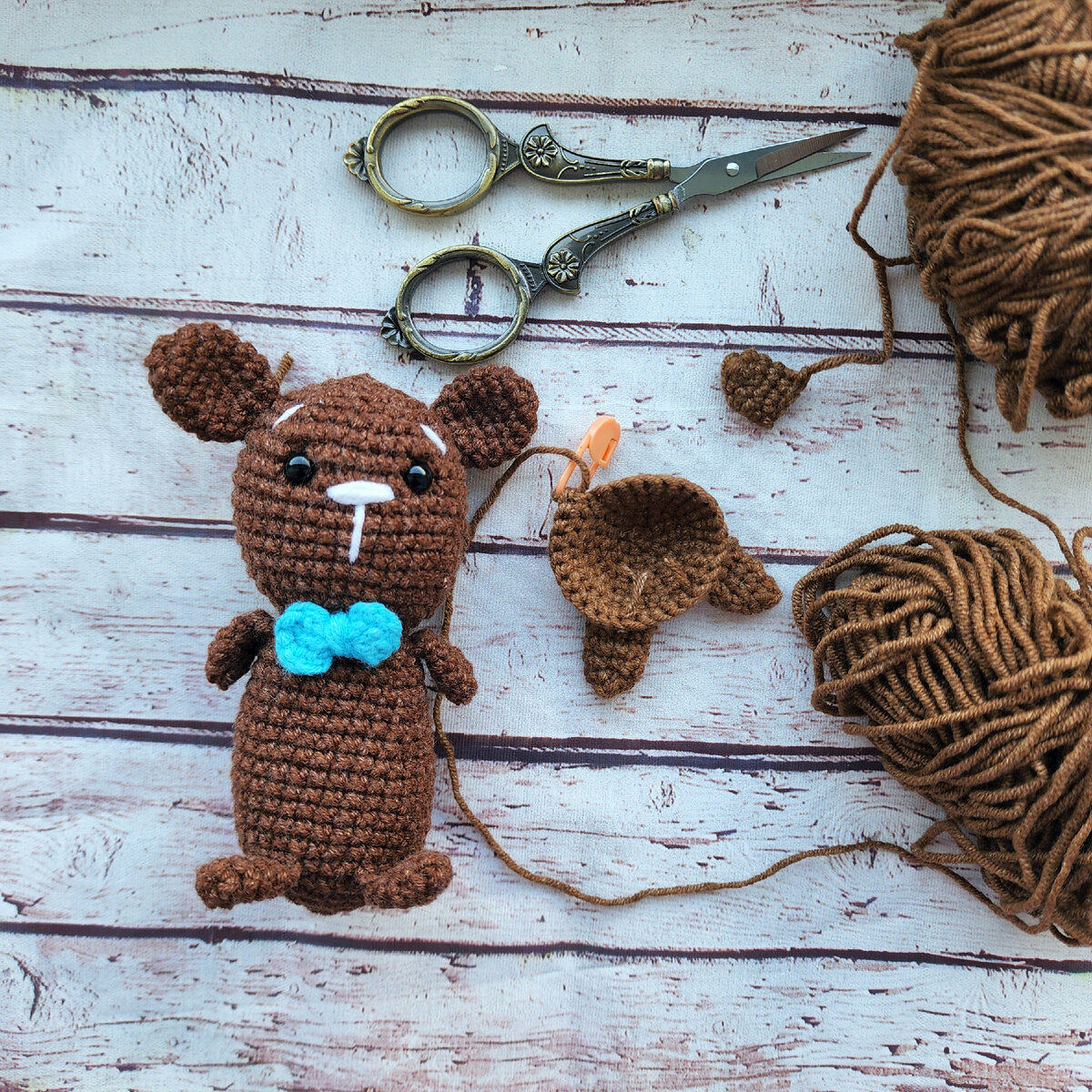 Медведь амигуруми. Фото автора.