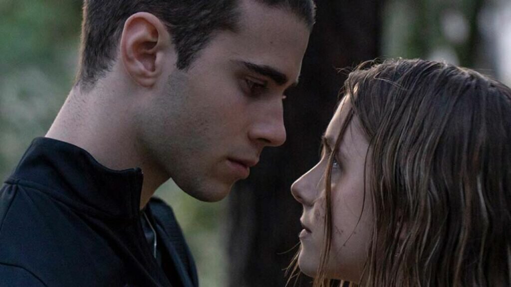 Кадр из фильма «Из моего окна». Главного героя зовут Арес. Я тоже хочу, чтобы у меня был персональный бог войны. 