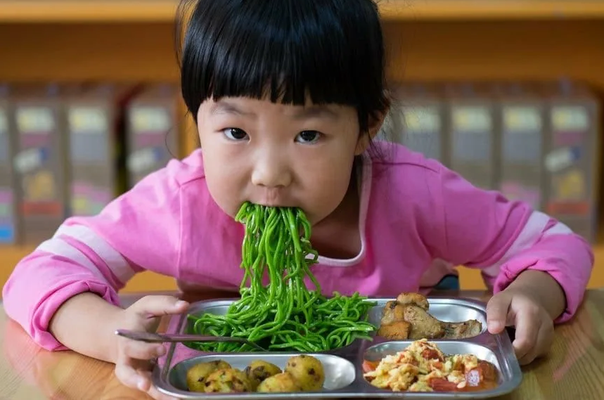 Не вкусно. Еда в детском саду Китая. Что едят японцы. Питание в детском саду Китая.