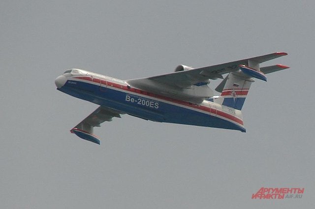    Бе-200.
