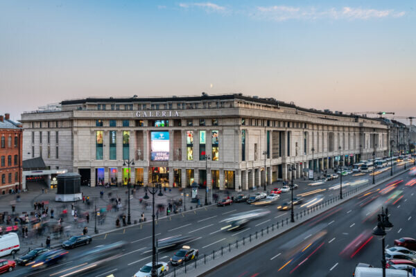 В ТРЦ «Галерея» за полгода открылось 30 магазинов российских и иностранных брендов