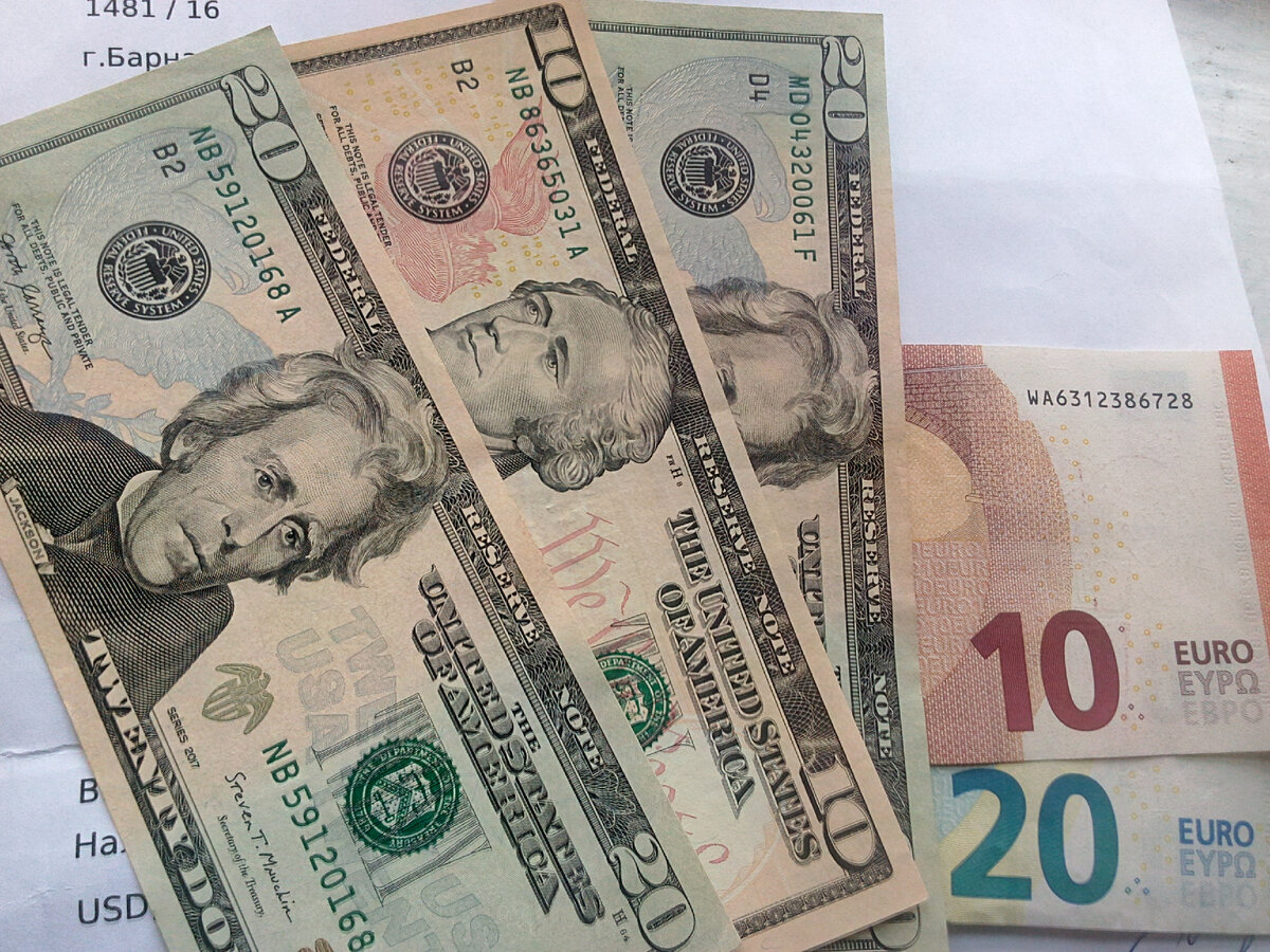 200 долларов купюра. 200 долларов. 200 долларов картинка. 200 баксов картинка. 200 долларов сейчас.