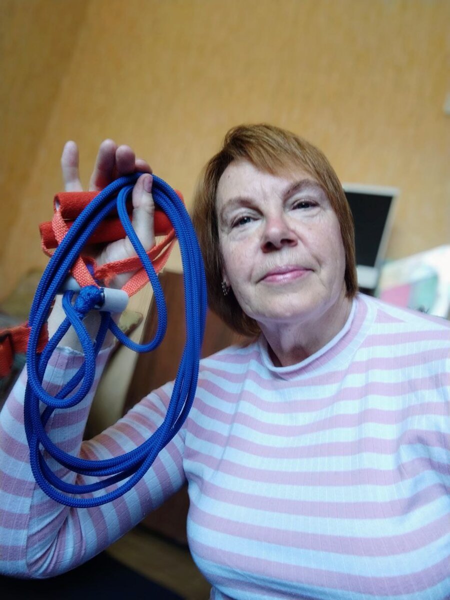 Резинка-тренажёр.