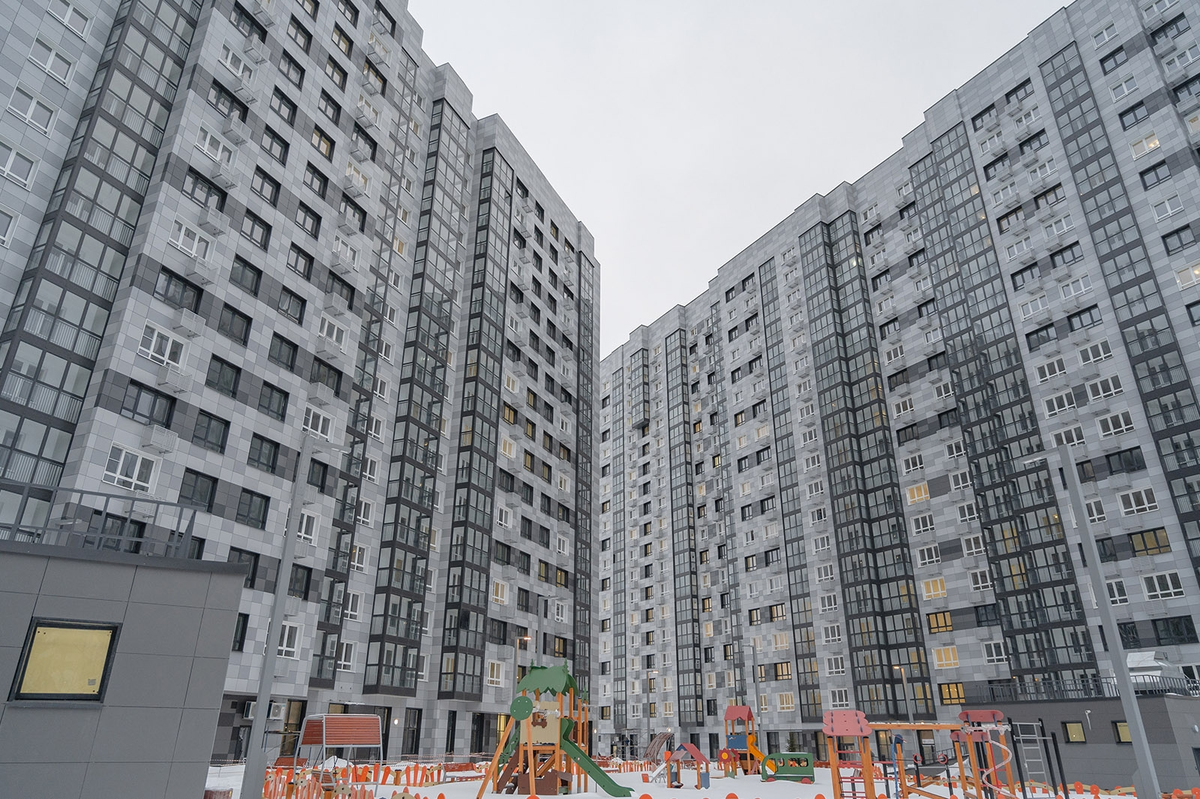 В свежем сборнике Росстата за 2022 год неожиданно обнаружил любопытные данные по этажности возводимых многоквартирных домов (МКД). Этот вопрос меня давно интересовал.-4