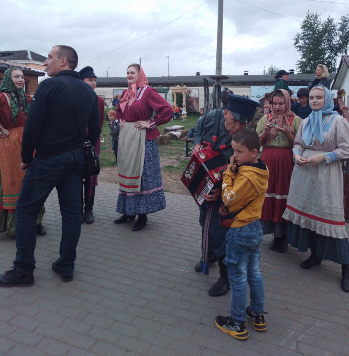 В Туле много мест, которые  можно посетить в выходные и неплохо отдохнуть.                Казанская набережная, музеи, парки...-39