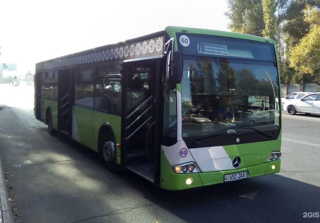 Автобус ташкент. Ташкент автобус 101. Мерседес 51 автобус. Ташкентские автобусы 2021.