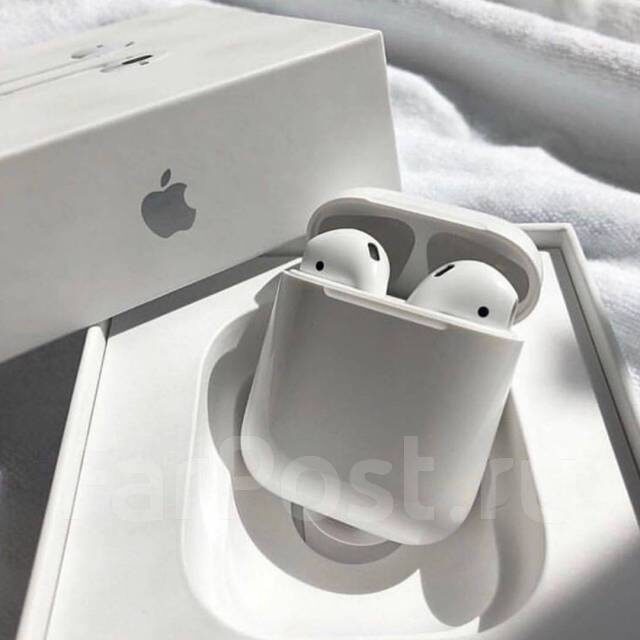 Беспроводные наушники AirPods