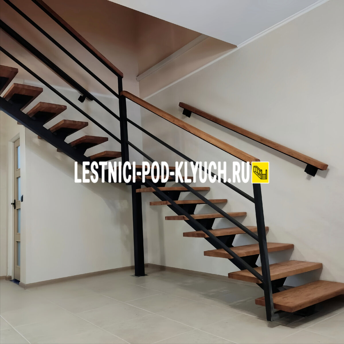 Принимаем звонки: пн-вс с 8:00 до 21:00 (+7 499 490-72-90). Электронная почта: info@lestnici-pod-klyuch.ru 