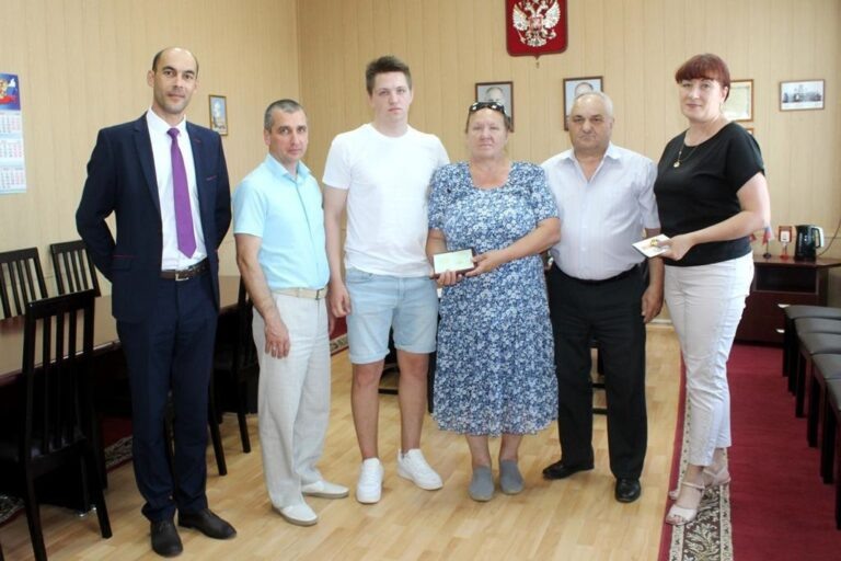    Алексей Сарак и Ильдар Нуркаев из Адамовского района удостоены наград за участие в СВО Марина Шарт