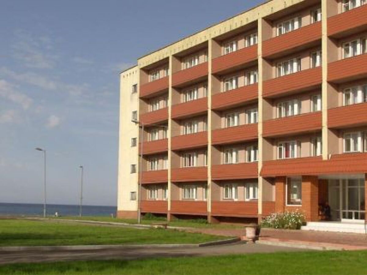 Зеленогорск калининградская область санатории. Дом отдыха зеленоградск. Калининград санаторий зеленоградск. Пансионат локомотив в зеленоградске калининградской области. Цдсо локомотив зеленоградск.