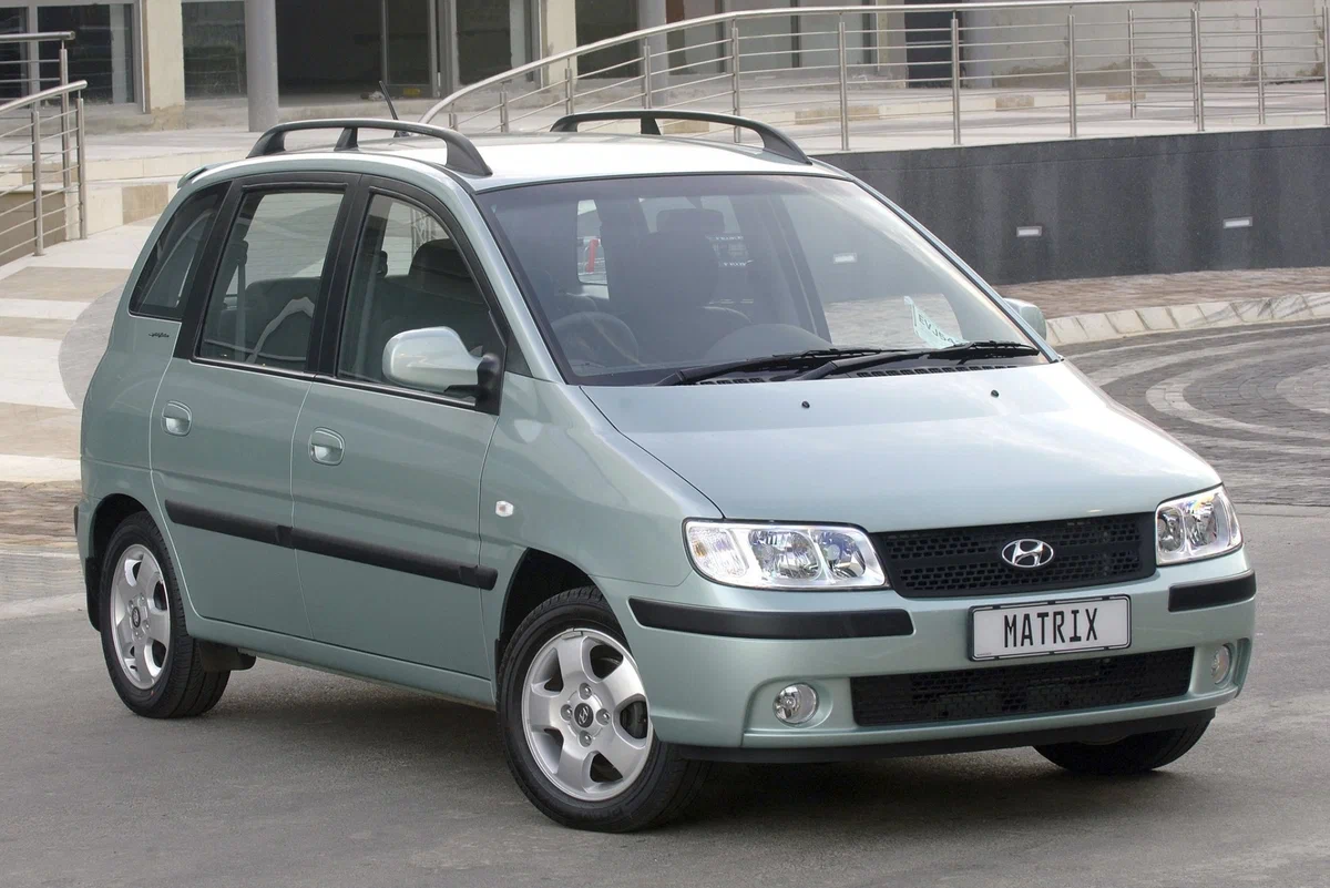 Автомобиль hyundai matrix. Хендай Матрикс 2006. Хендай Матрикс 2005 года. Хендай Матрикс 2001. Hyundai Matrix 2001-2008.