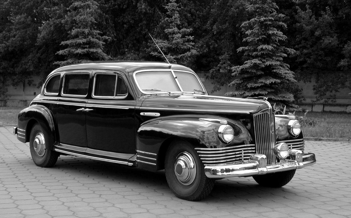 Бронированный автомобиль ЗИС-115