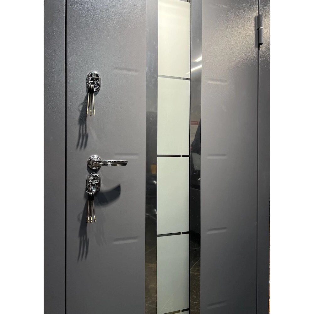 Двери тундра. Двери стал белорусские. Дверь входная labirintdoors. Дверь лабиринт аходная. Дверь тундра с терморазрывом.