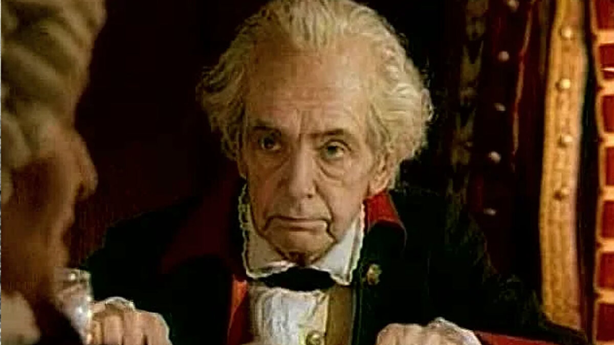 Вторая самая известная роль Ивана Уфимцева-граф Суворов в рекламе банка "Империал"