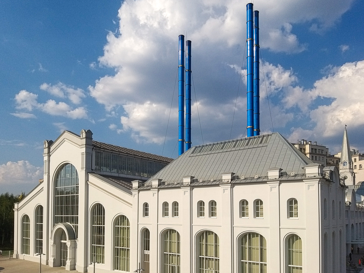 Москва. ГЭС-2 снаружи