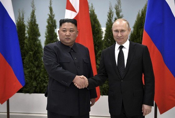     Ким Чен Ын и Владимир Путин