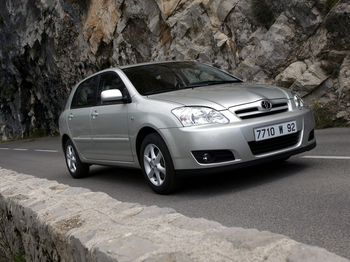 Тойота Королла E130