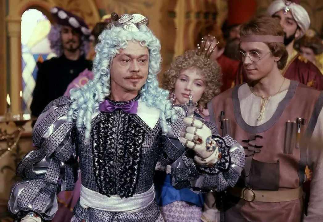 Актриса игравшая в сказках. Раз два горе не беда 1988.