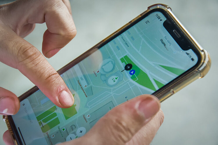   «10–12 лет тормозили рукой на обочине, сегодня работа идет через агрегатор. Это качественное изменение рынка, законодательство не могло не систематизировать данные изменения» Фото: «БИЗНЕС Online»