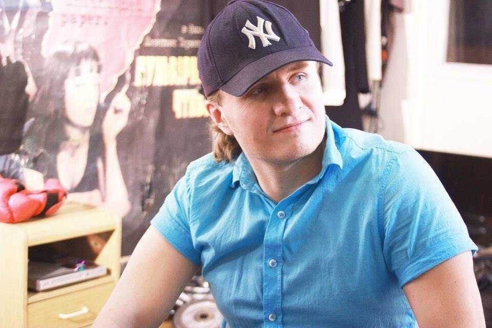 Александр буйда биография актер личная жизнь Звезда фильма "Марш-бросок", о котором почти все забыли": Владимир Волга, как ст